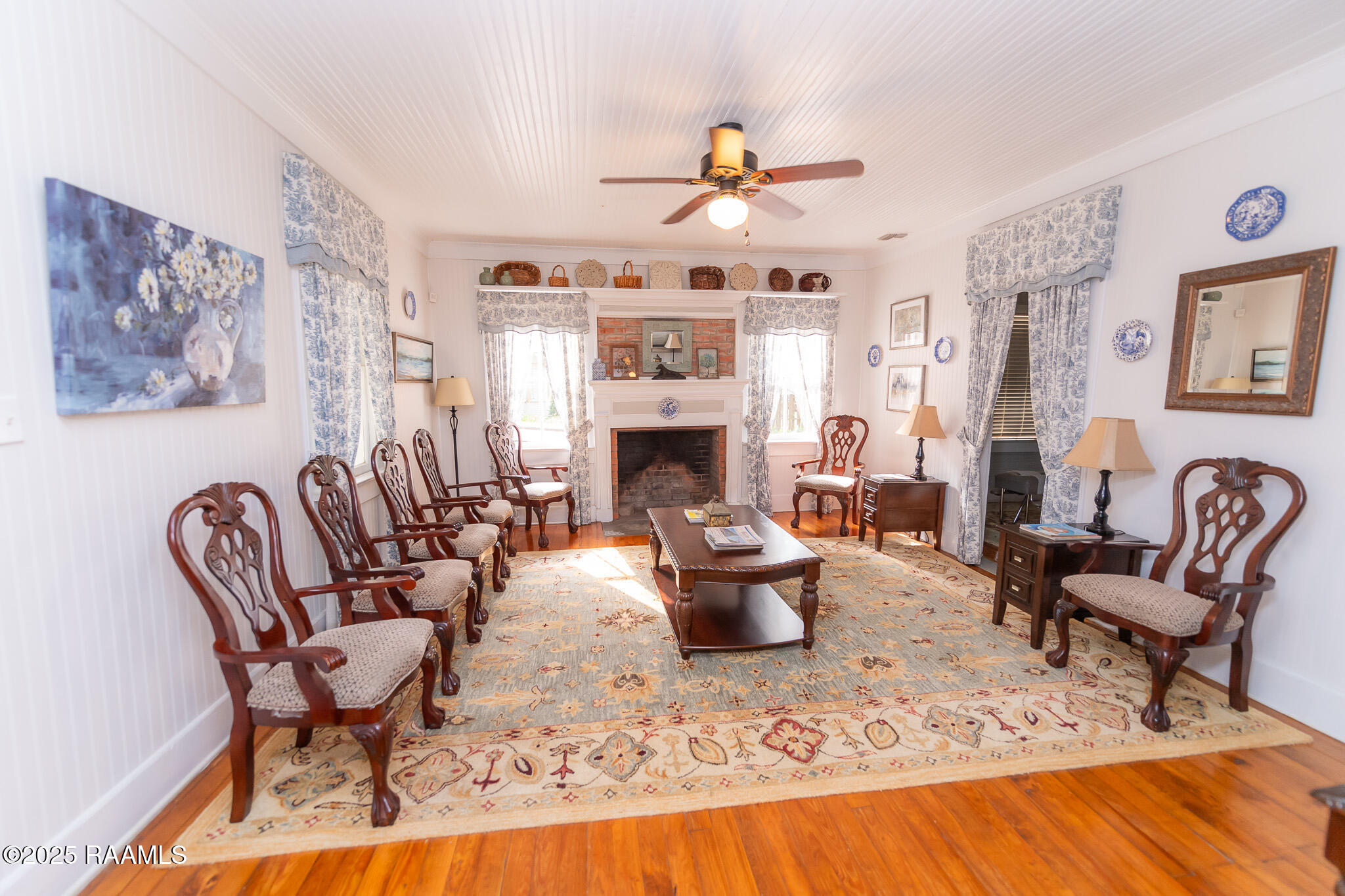 609 E Main Street