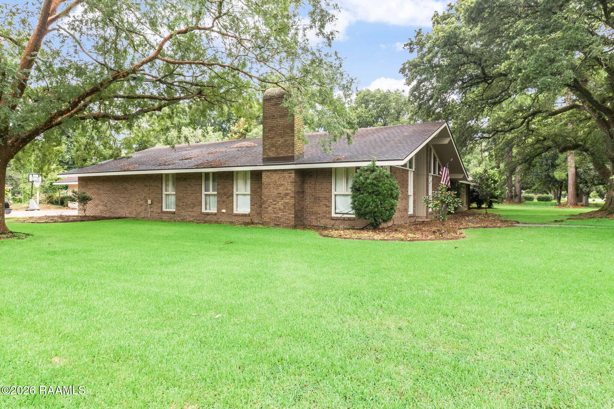 1309 Dietlien Boulevard