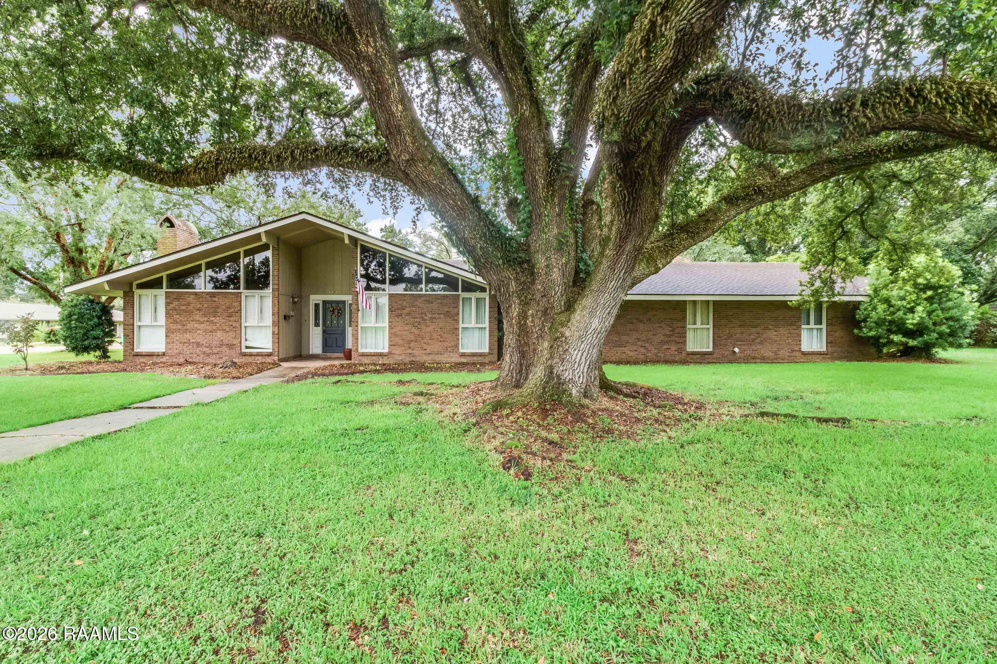 1309 Dietlien Boulevard