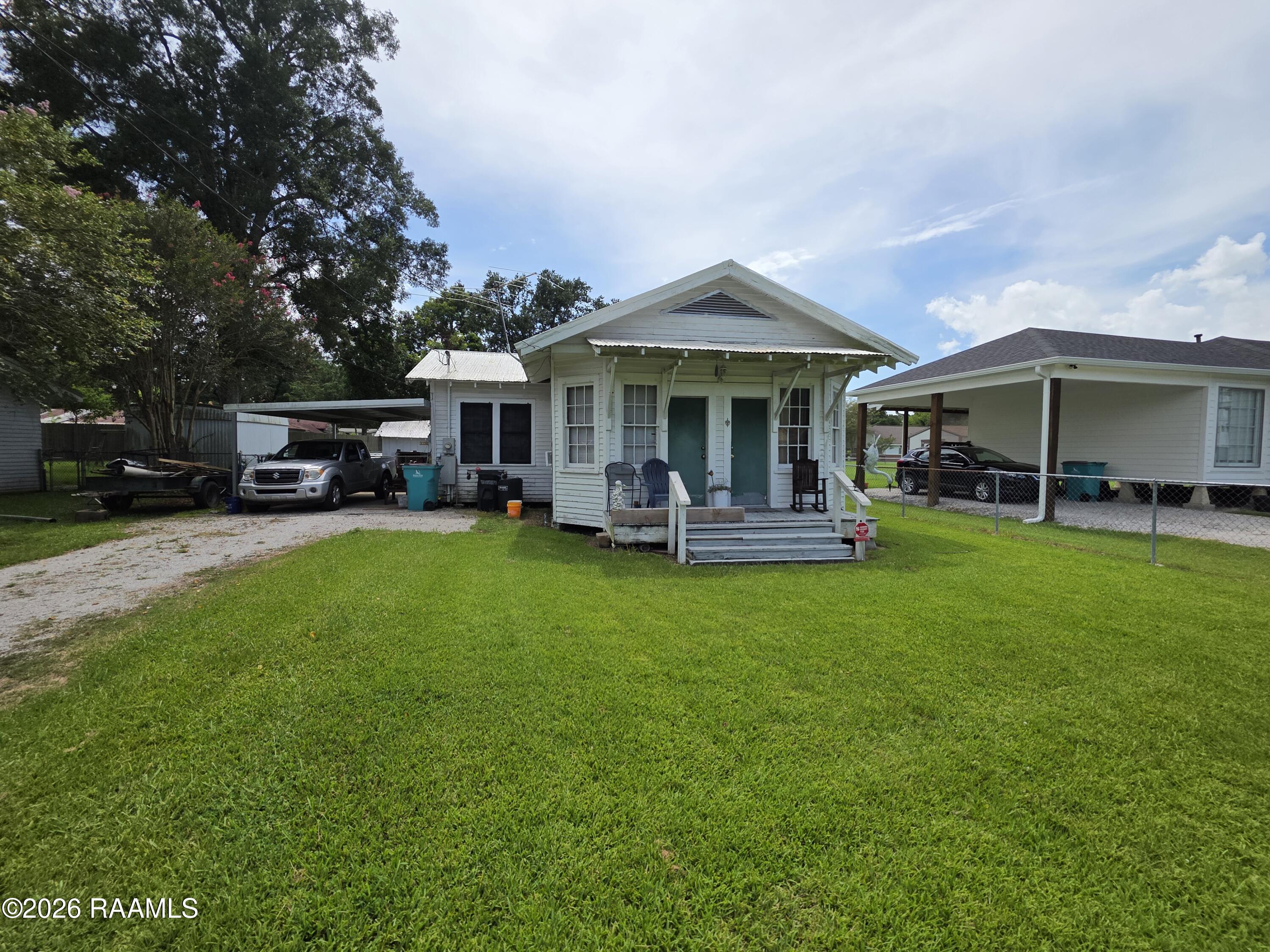 300 Landry Street