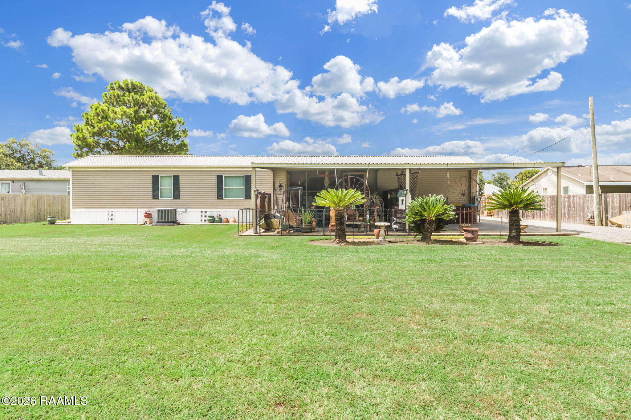 1038 Clayton Castille Road