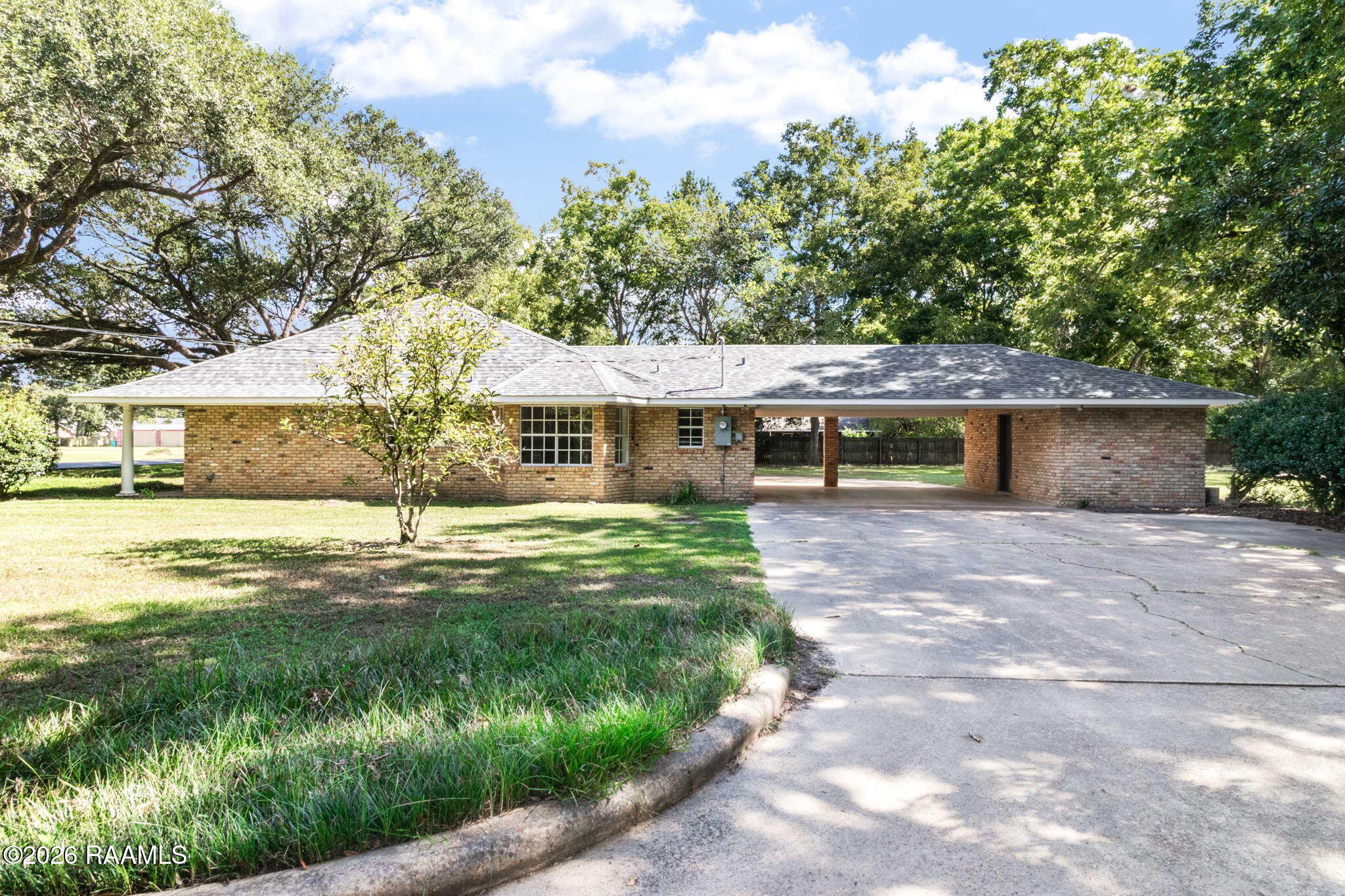 405 Macarthur Road