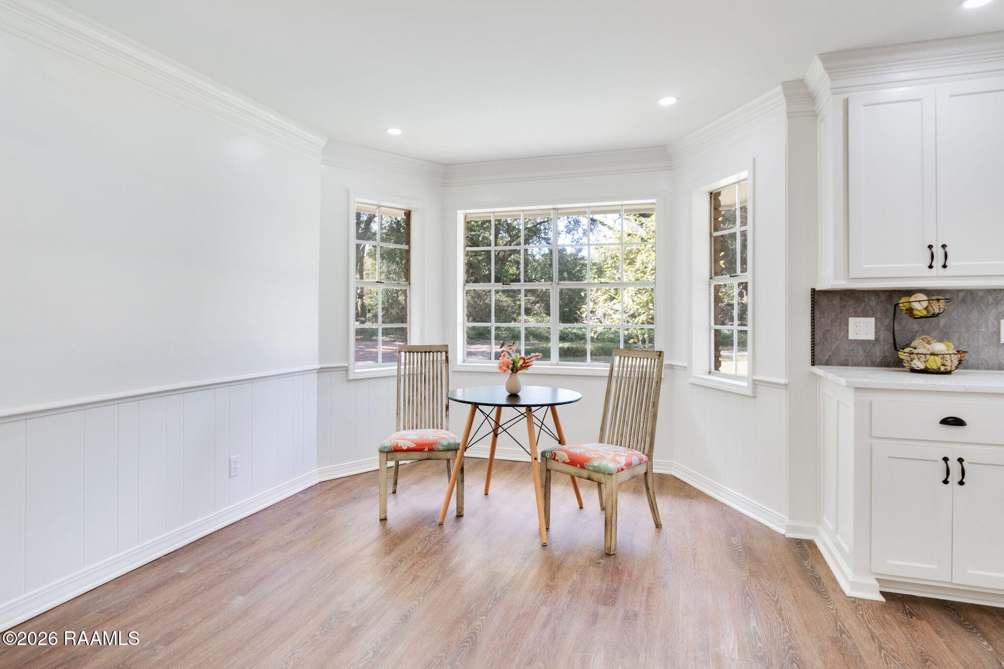 405 Macarthur Road