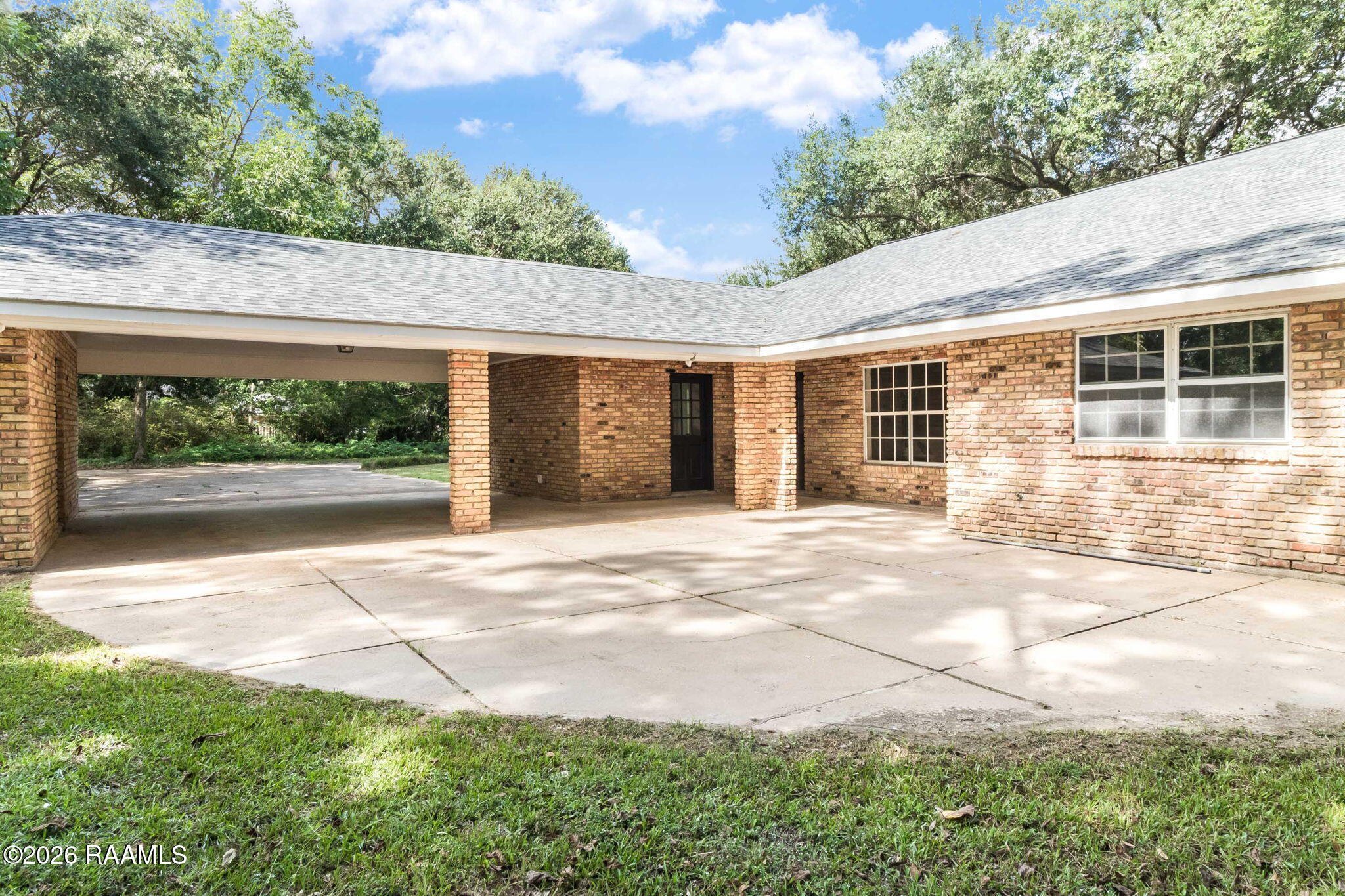 405 Macarthur Road