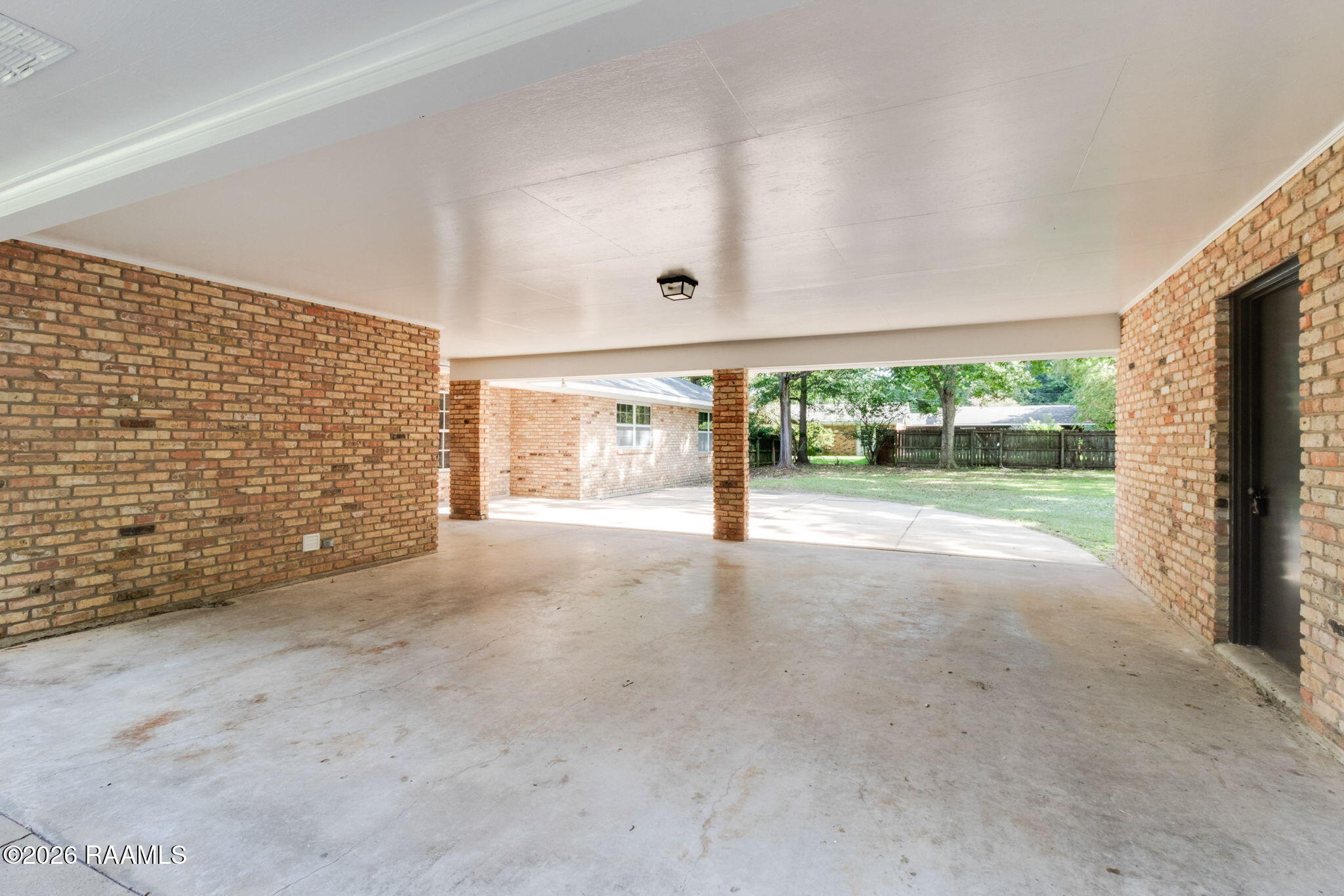 405 Macarthur Road