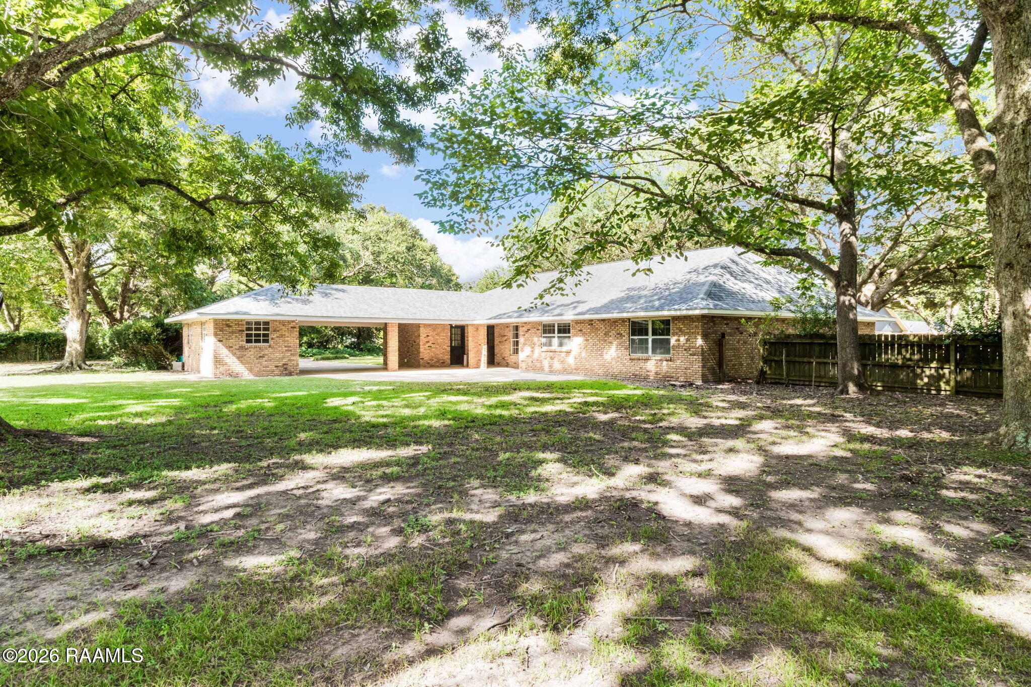 405 Macarthur Road