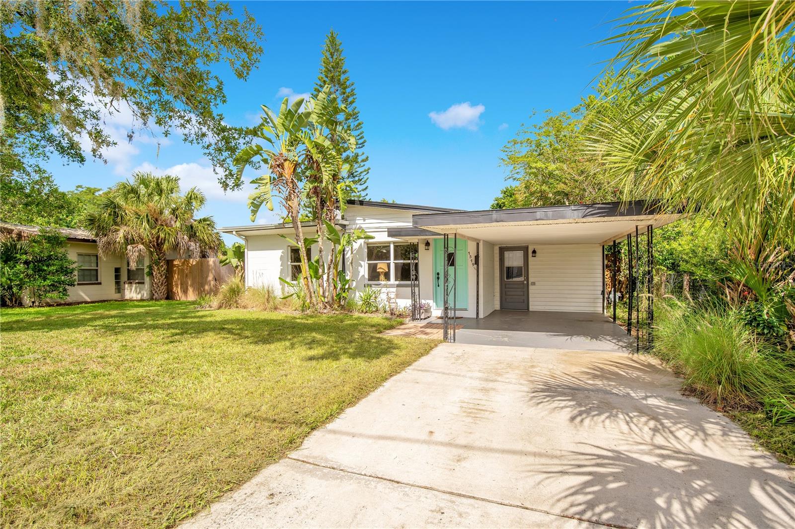 1319 ORCHID AVE