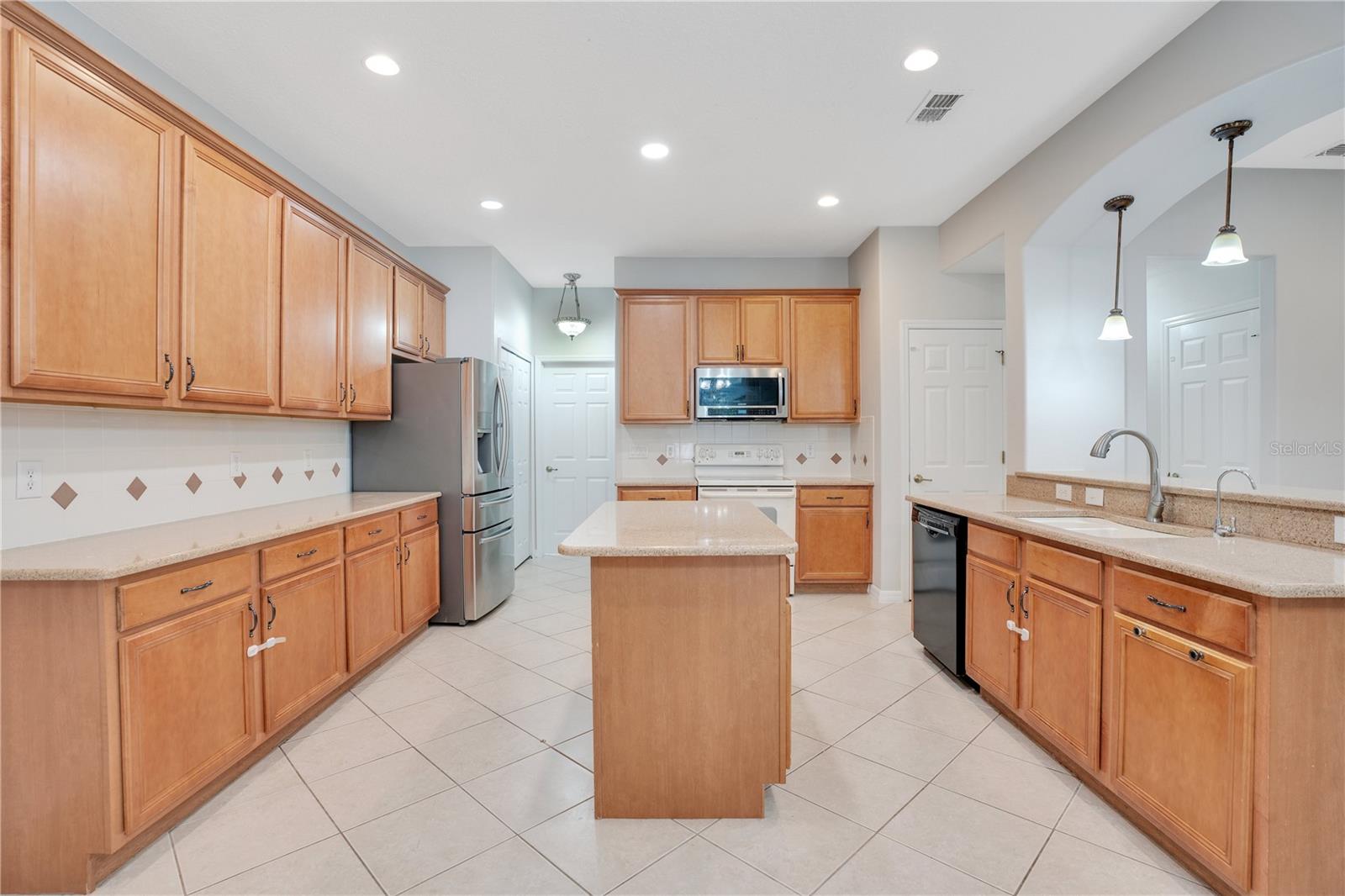 3213 EAGLE WATCH DR