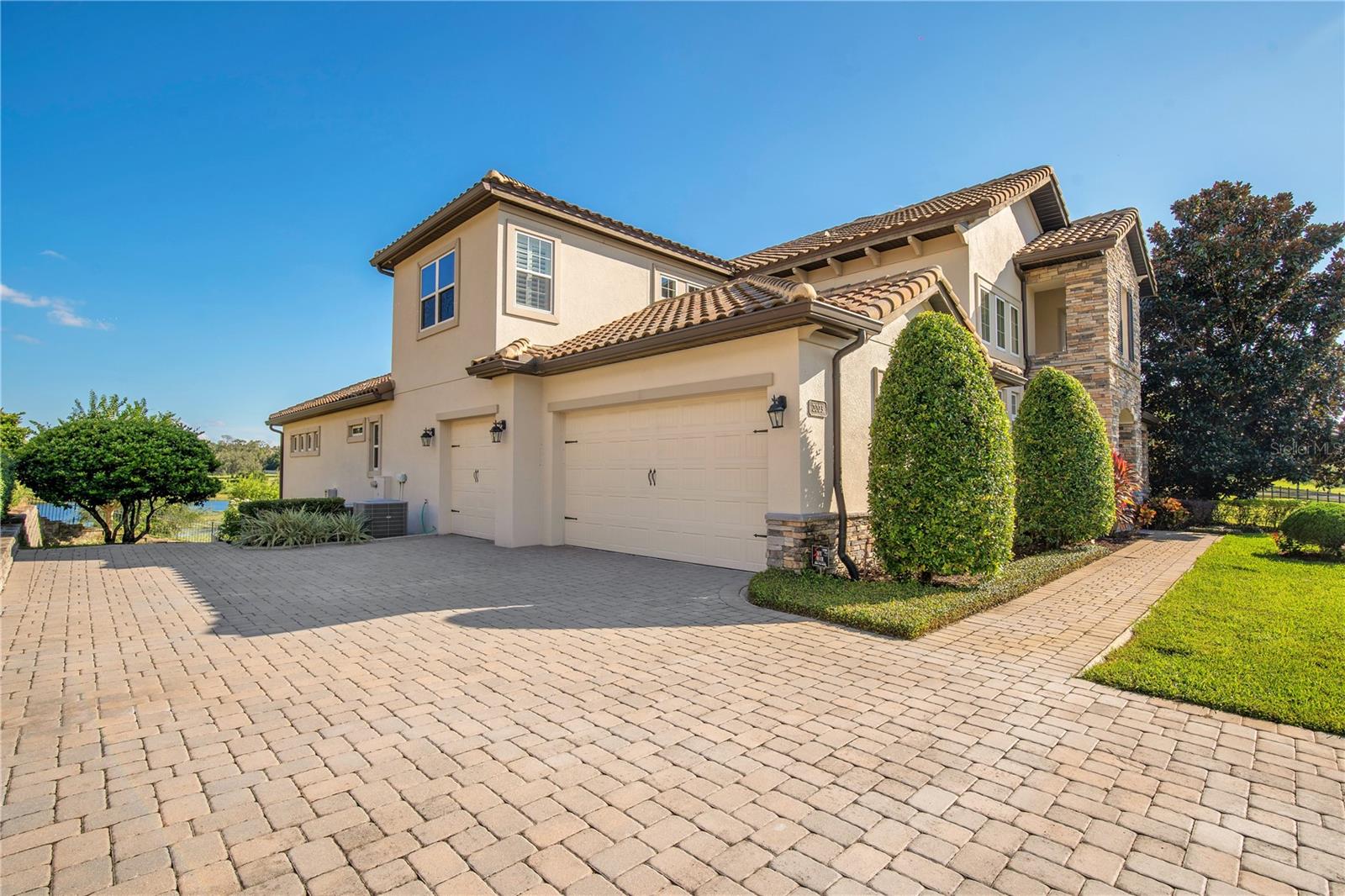 2023 LAKE FISCHER COVE LN