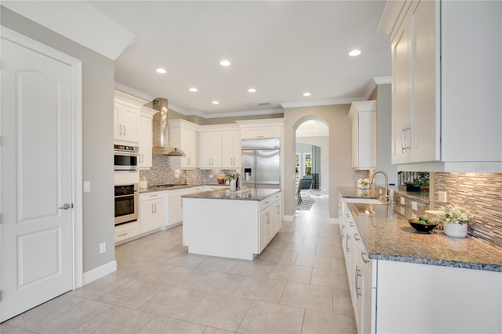 2023 LAKE FISCHER COVE LN