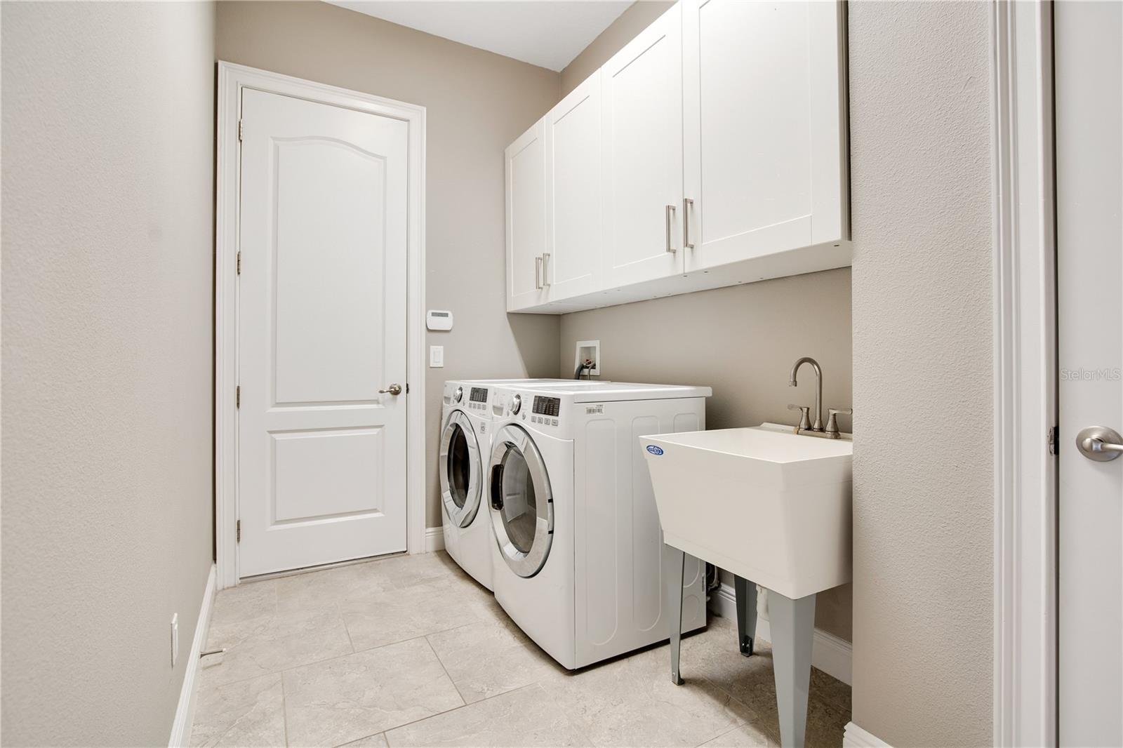 2023 LAKE FISCHER COVE LN