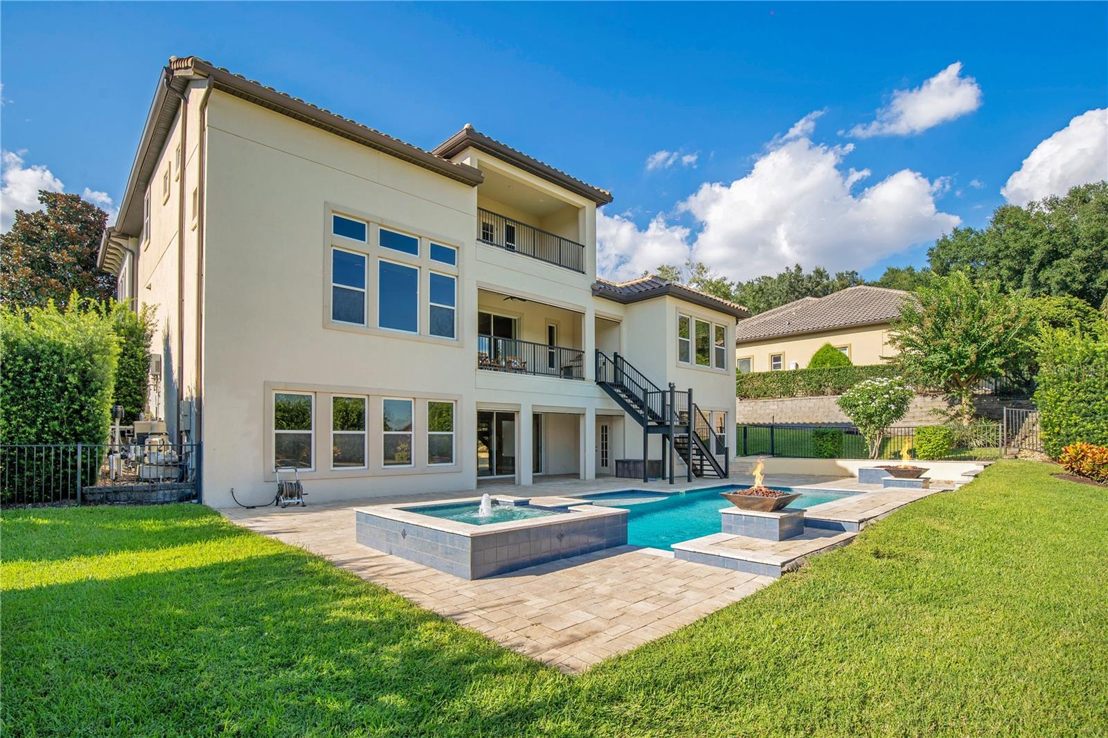 2023 LAKE FISCHER COVE LN