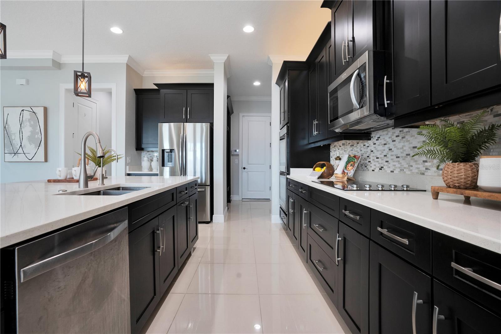 16653 BROADWATER AVE