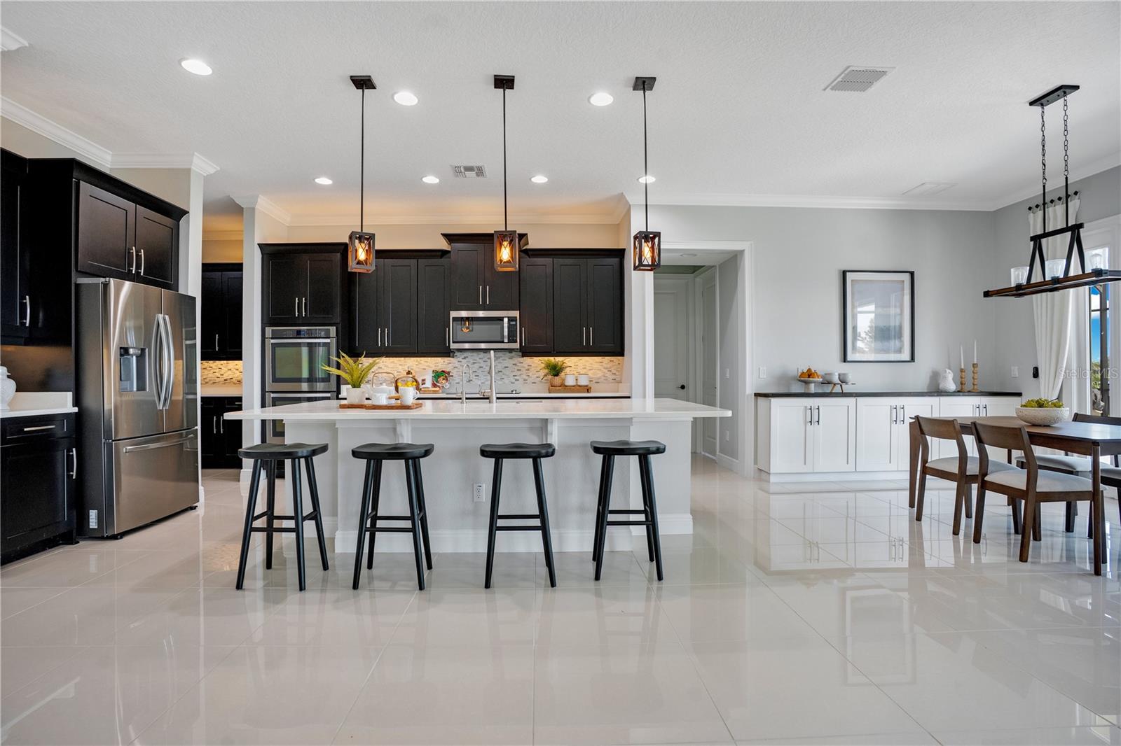 16653 BROADWATER AVE