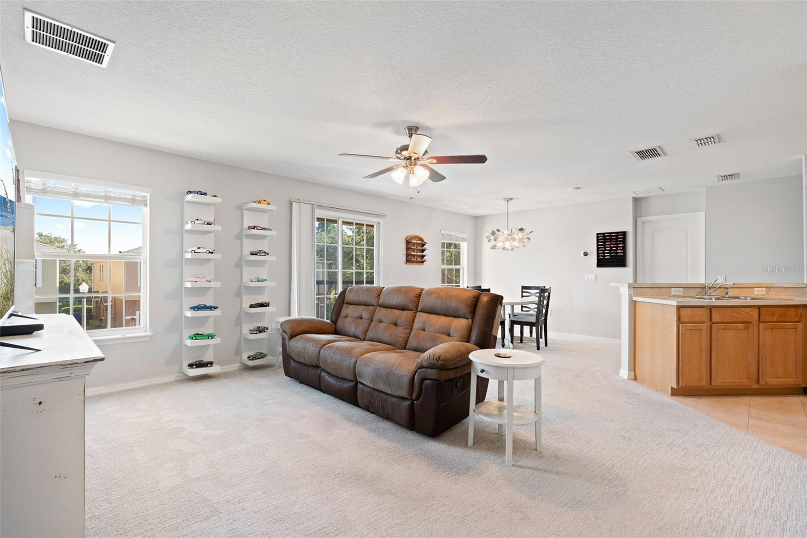 4100 ORANGE TREE CT