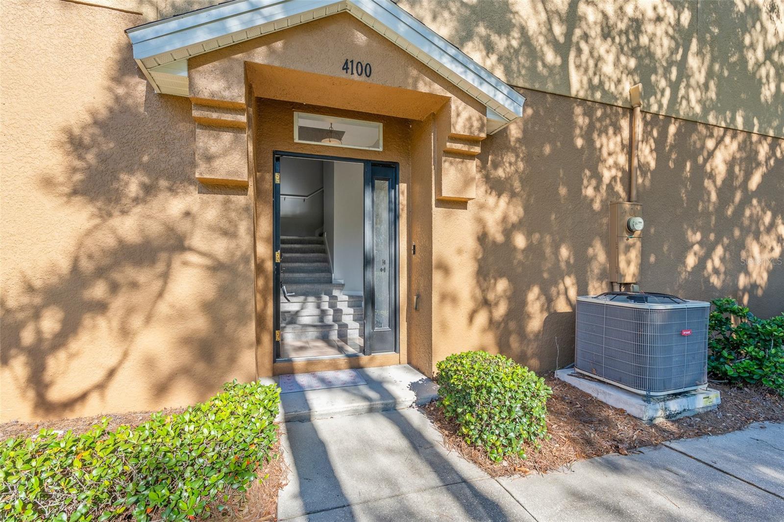 4100 ORANGE TREE CT