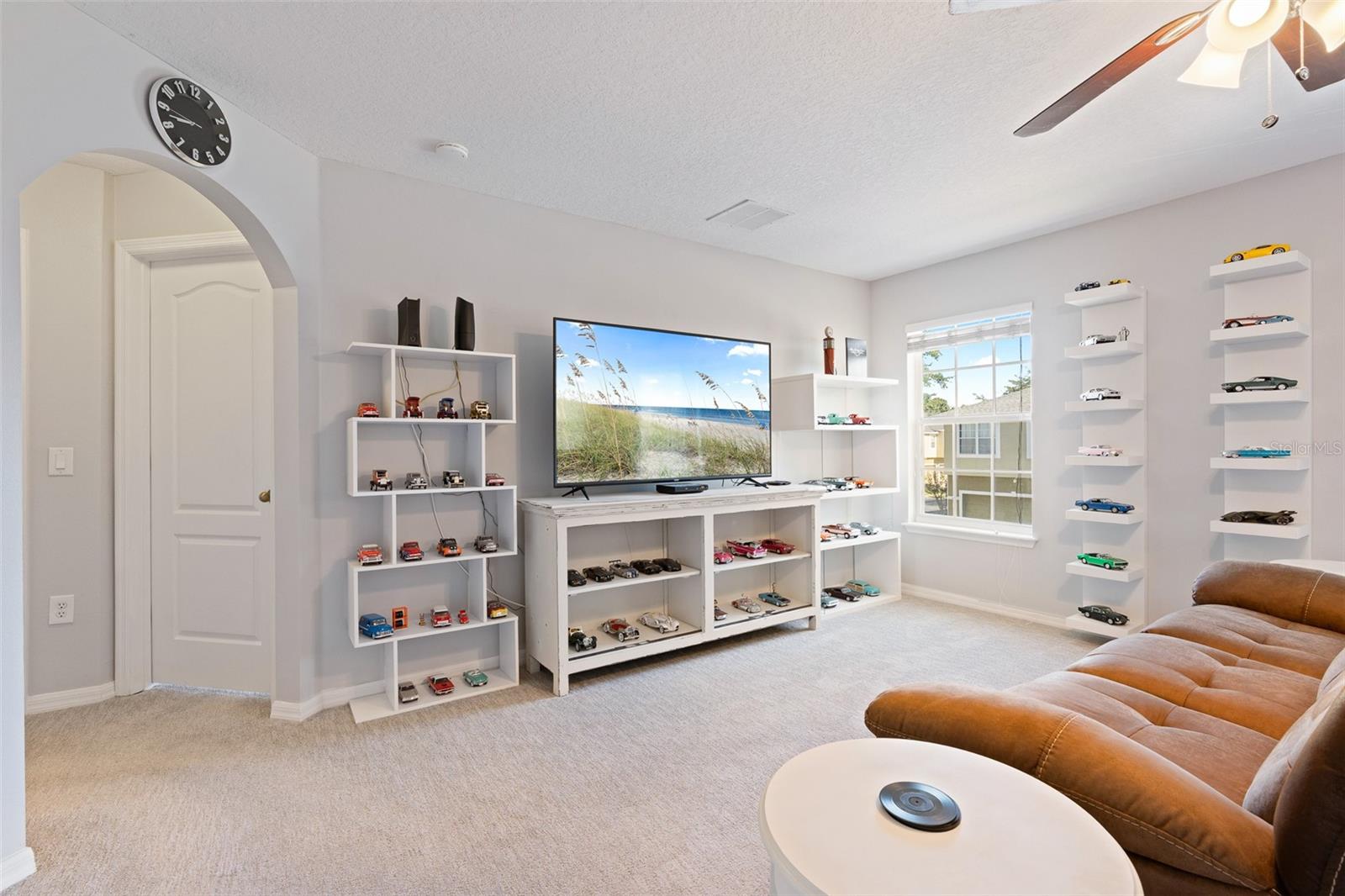 4100 ORANGE TREE CT