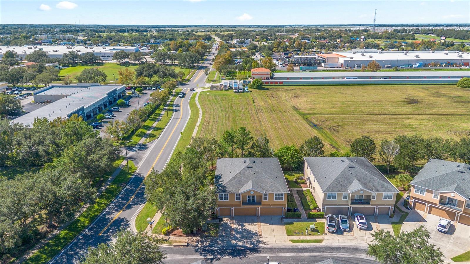 4100 ORANGE TREE CT