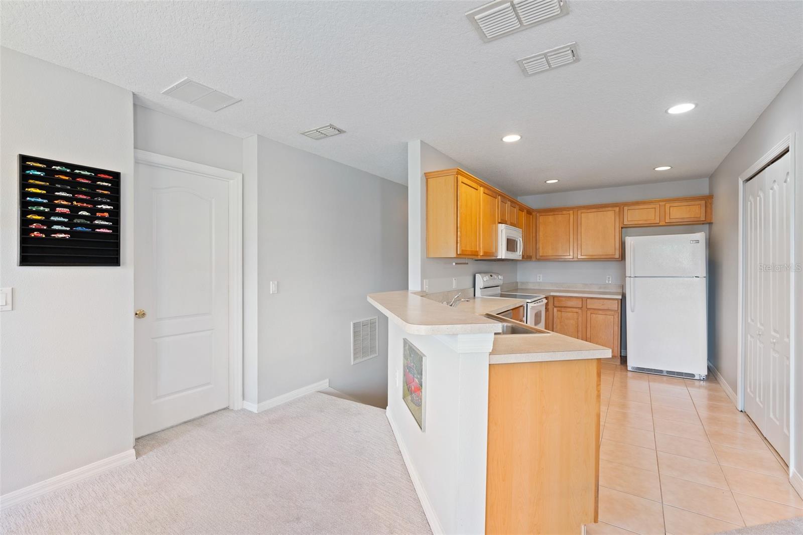 4100 ORANGE TREE CT