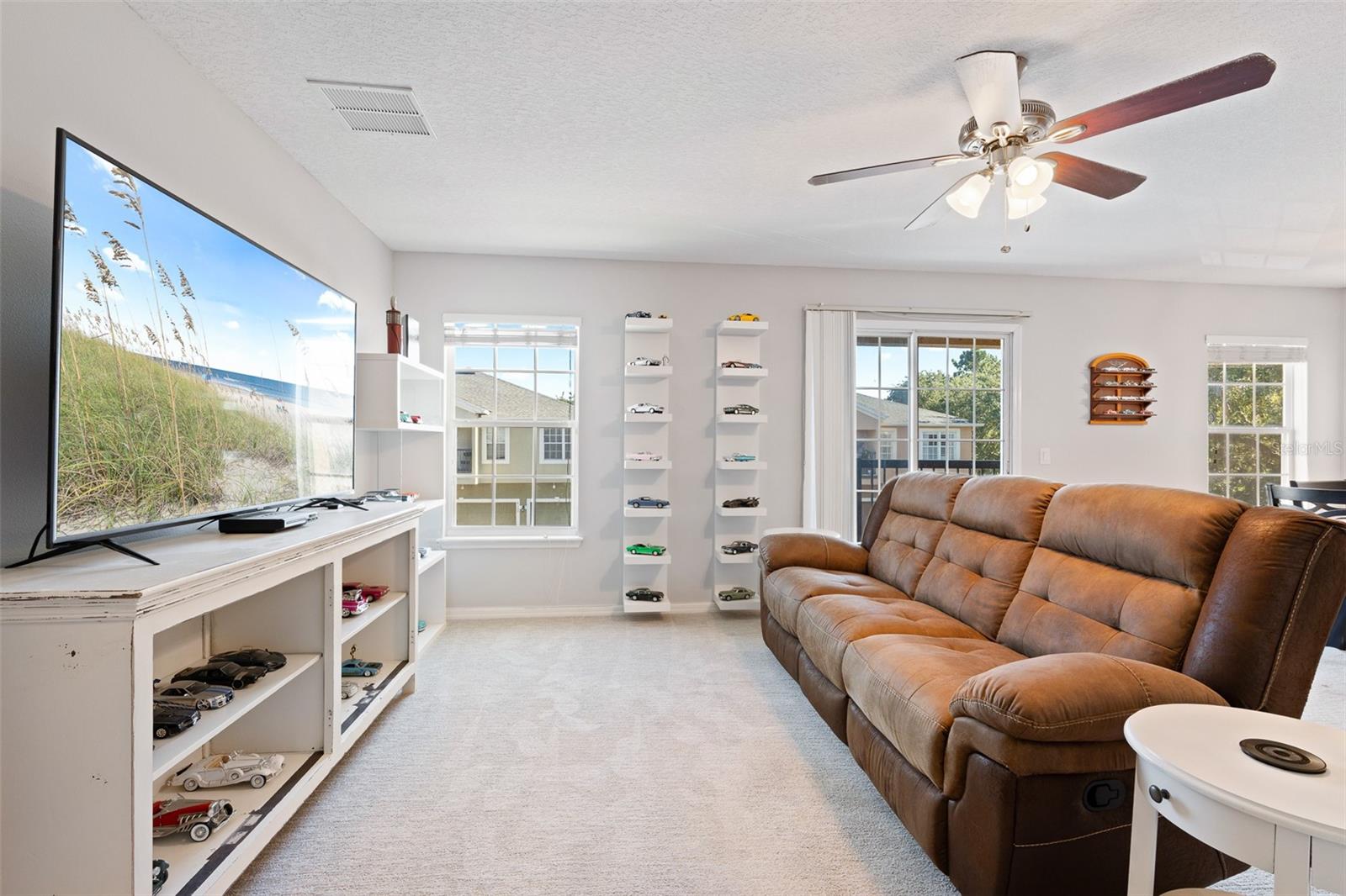 4100 ORANGE TREE CT