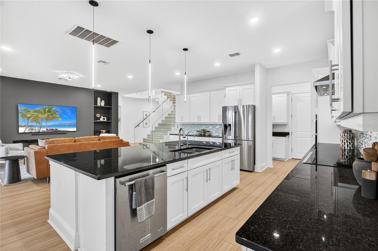 16689 BROADWATER AVE