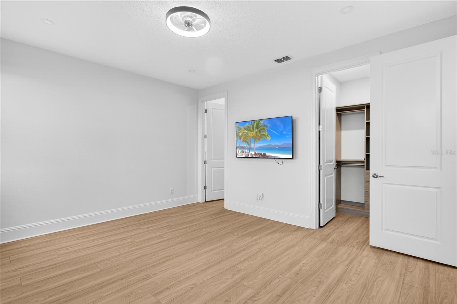 16689 BROADWATER AVE