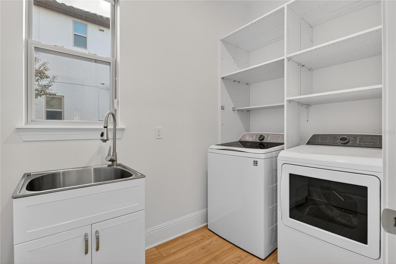 16689 BROADWATER AVE