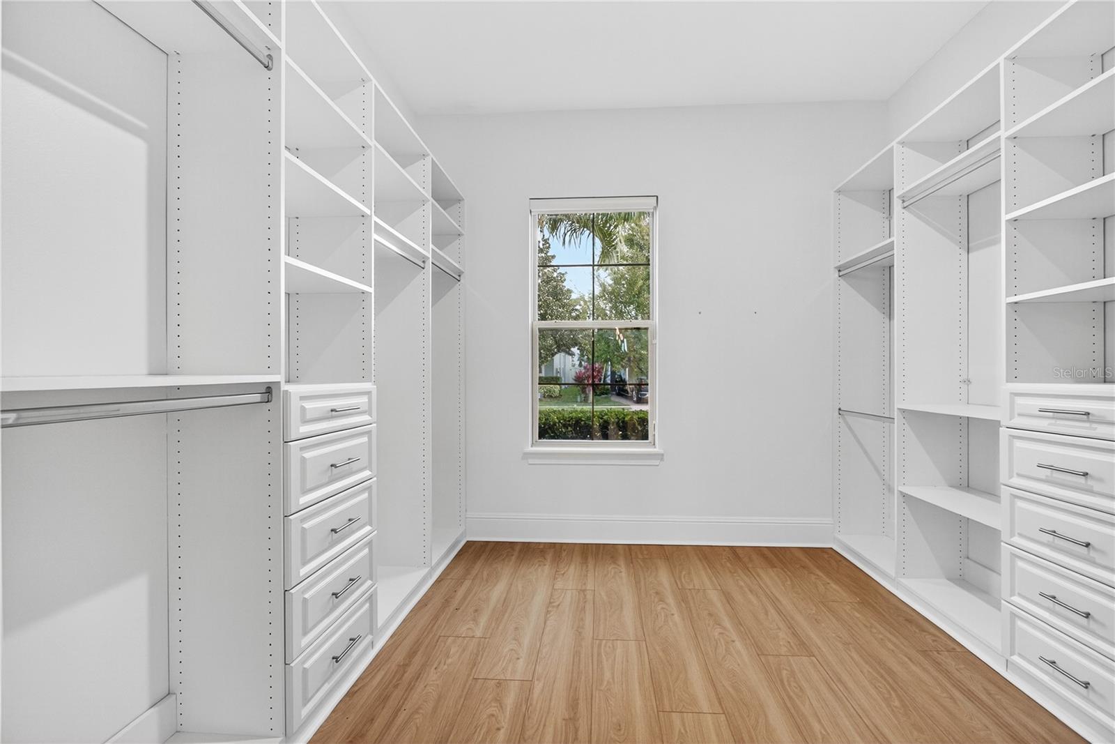 16689 BROADWATER AVE