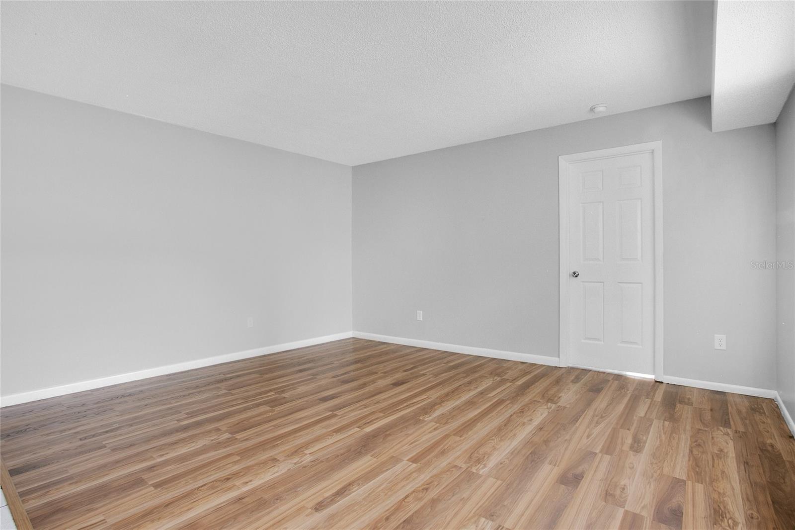 97 WINDTREE LN #104