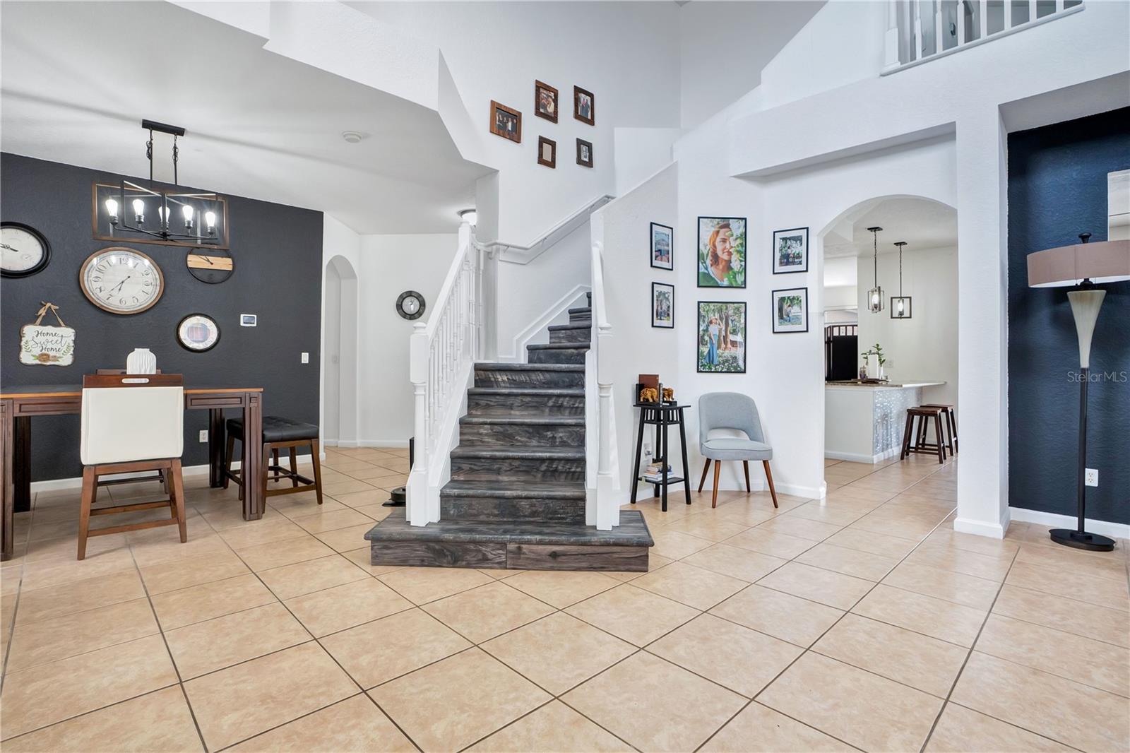 3571 MAPLE RIDGE LOOP