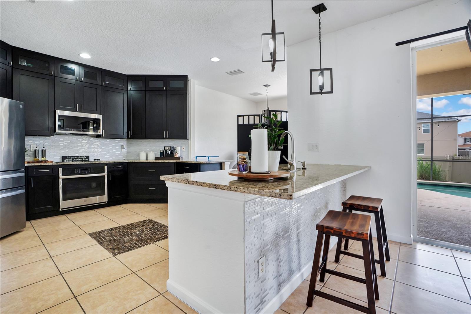 3571 MAPLE RIDGE LOOP