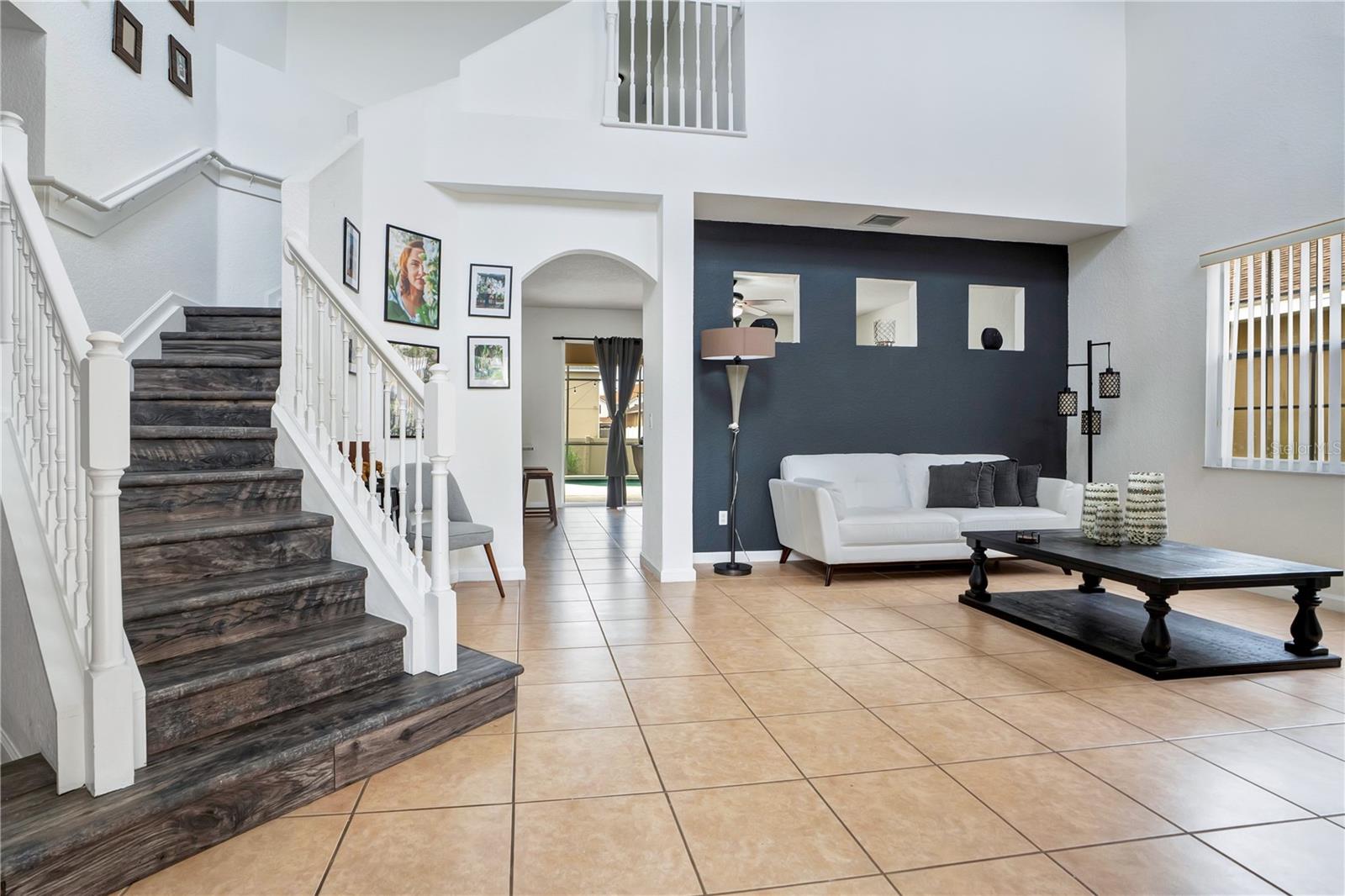 3571 MAPLE RIDGE LOOP