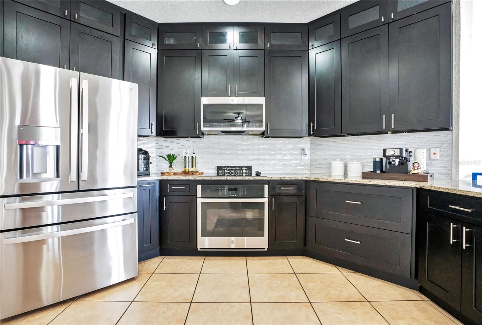 3571 MAPLE RIDGE LOOP