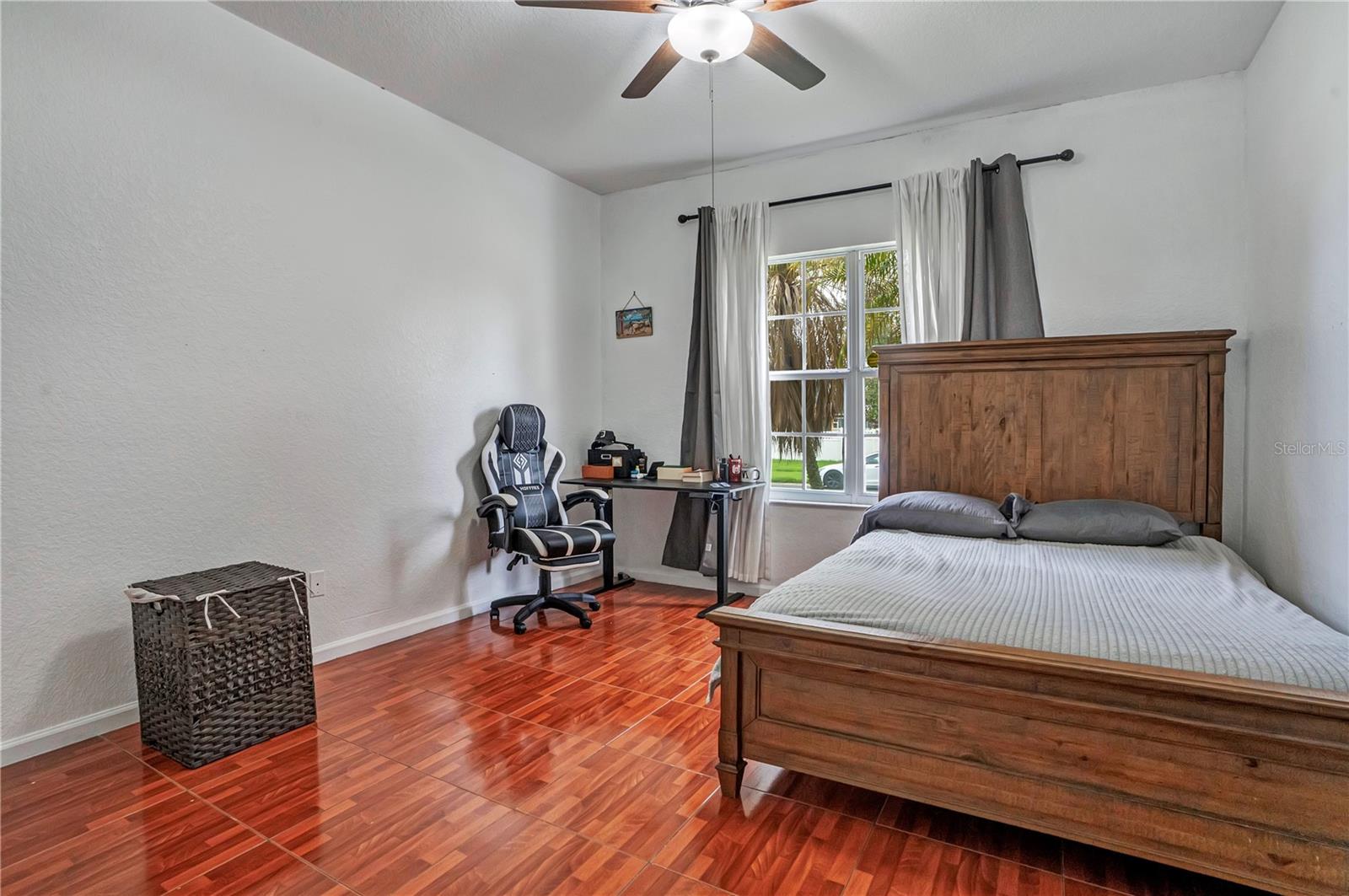 3571 MAPLE RIDGE LOOP