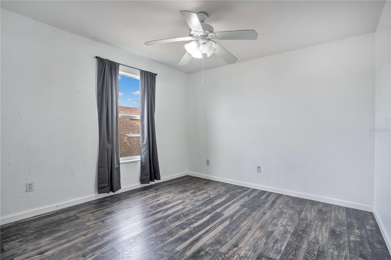 3571 MAPLE RIDGE LOOP