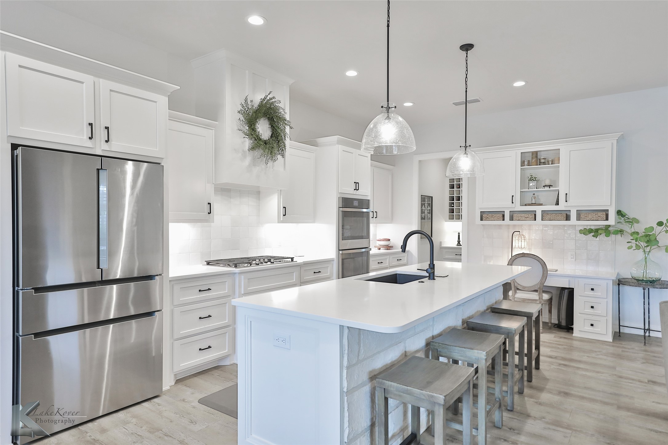 2402 Manor Oaks Terrace