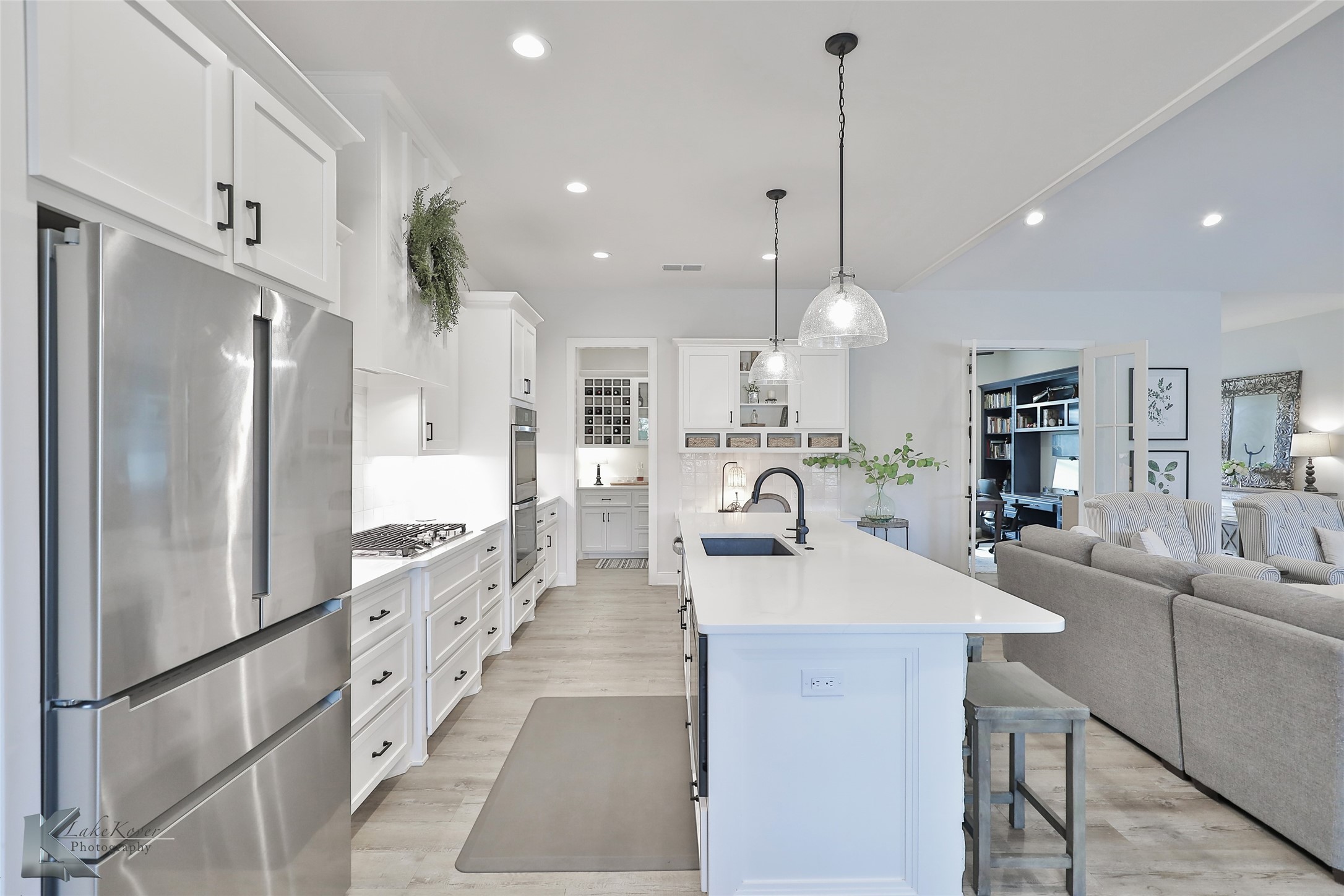 2402 Manor Oaks Terrace