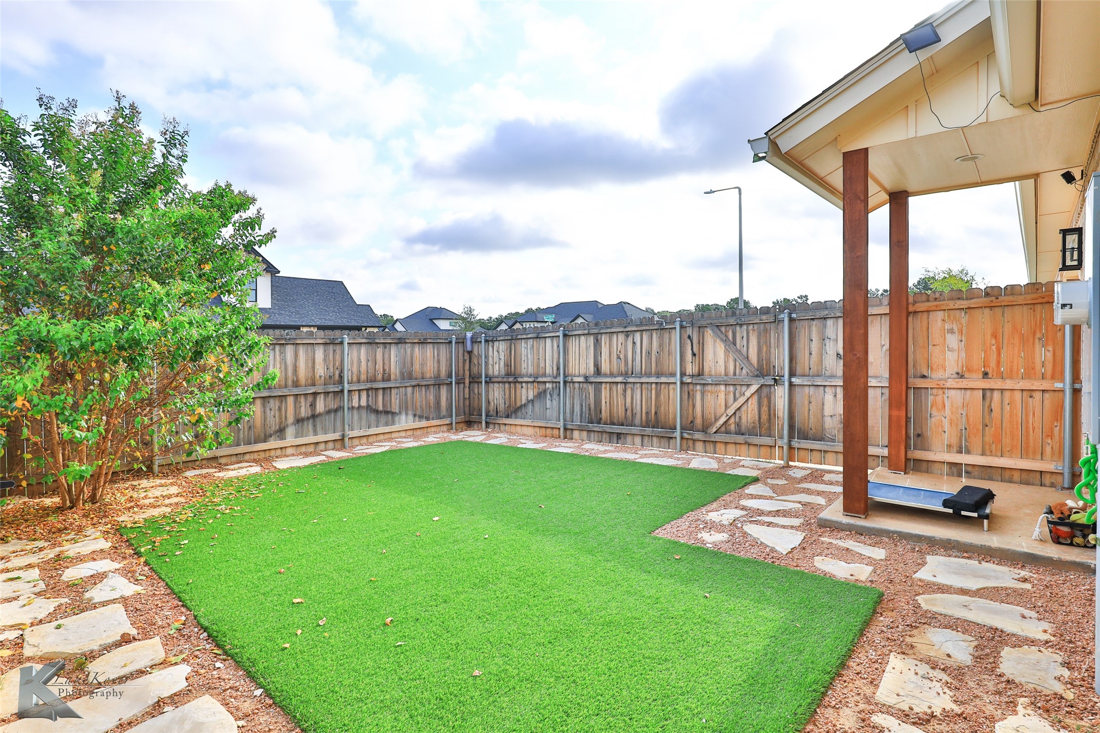 2402 Manor Oaks Terrace