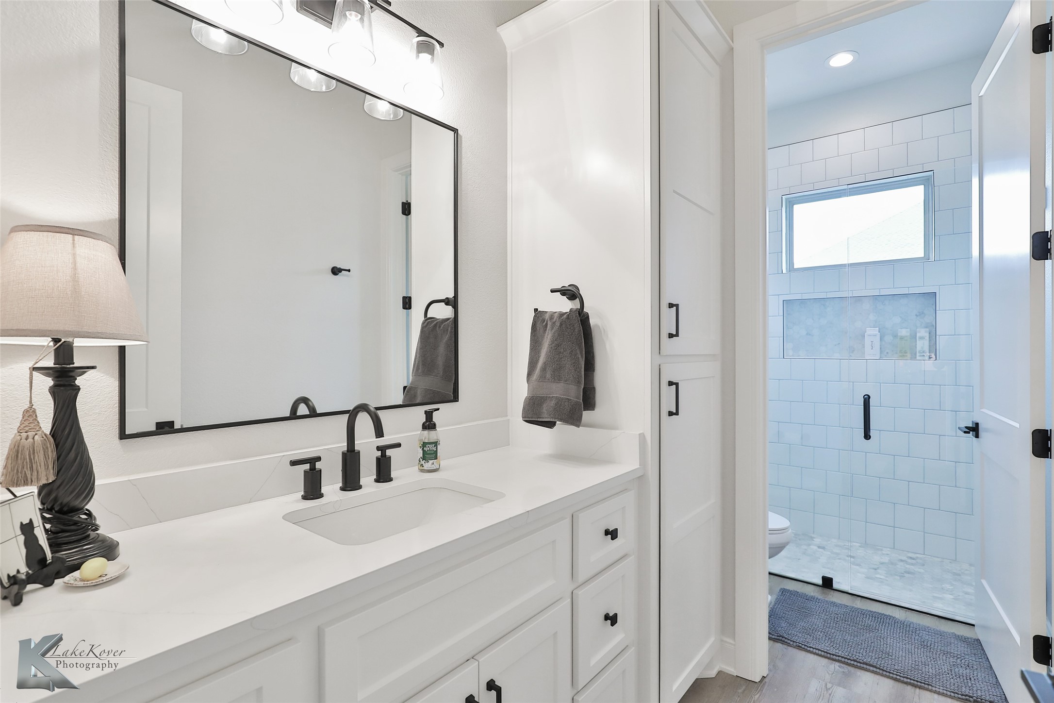 2402 Manor Oaks Terrace