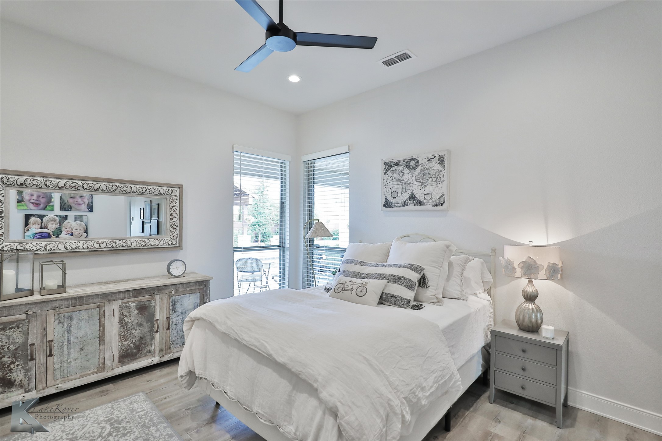 2402 Manor Oaks Terrace