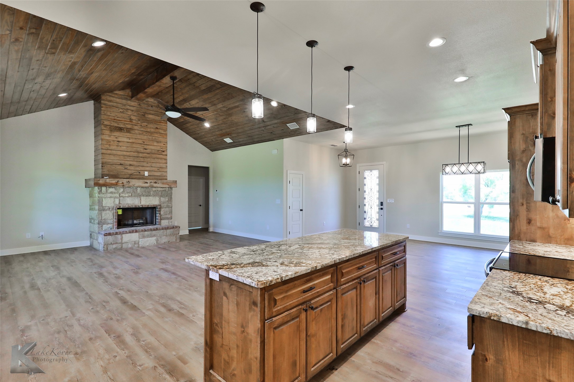 15076 Private Road 6053