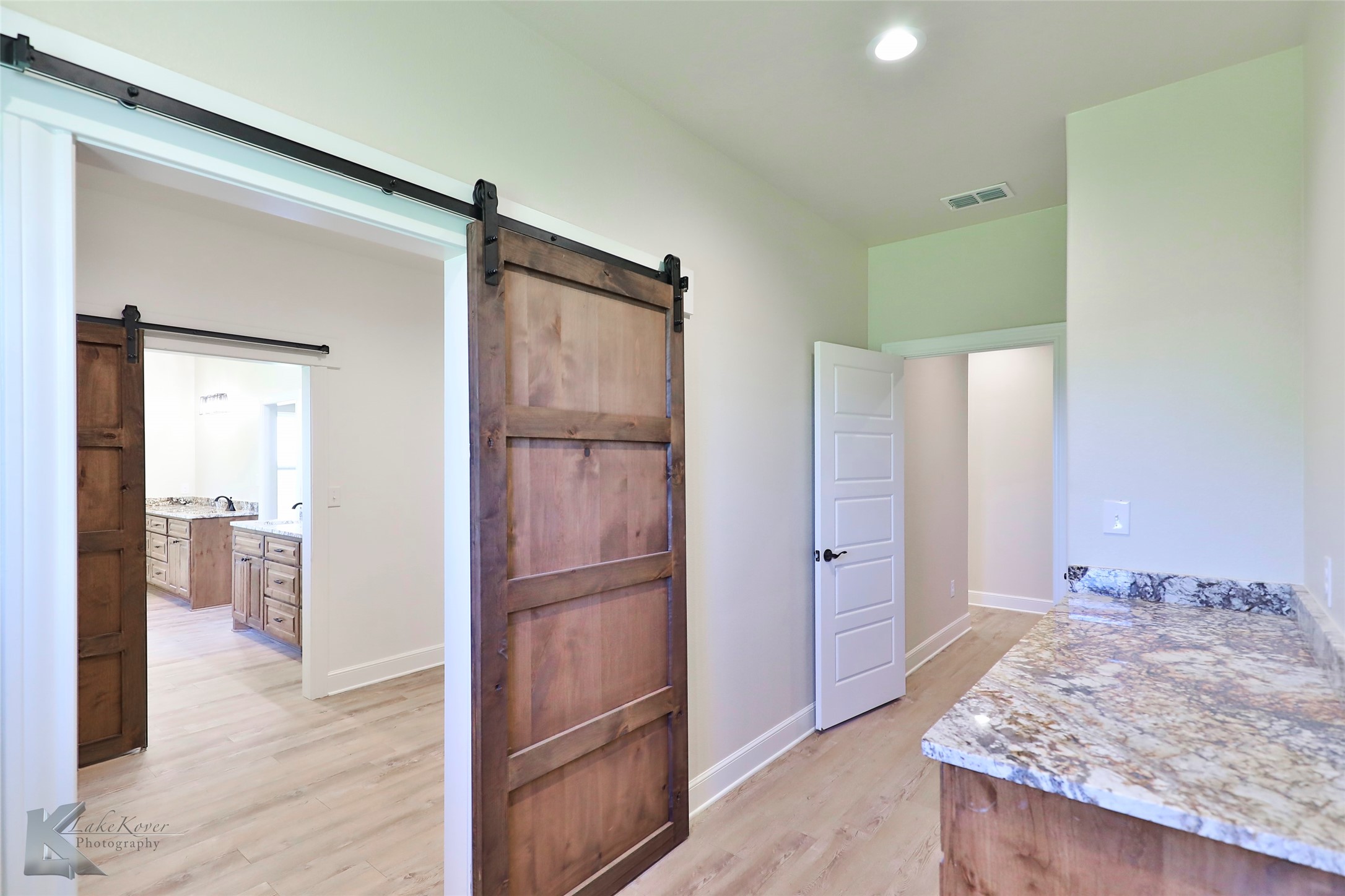 15076 Private Road 6053