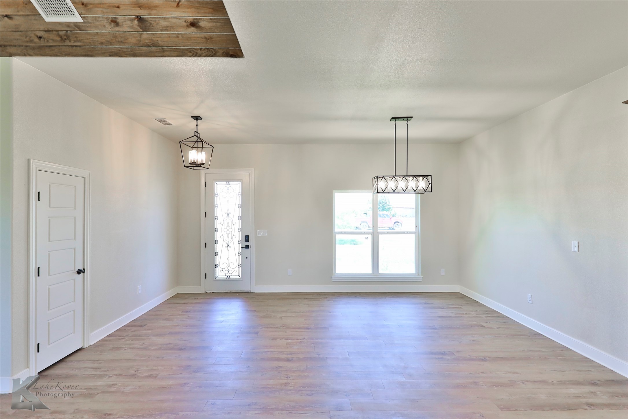 15076 Private Road 6053