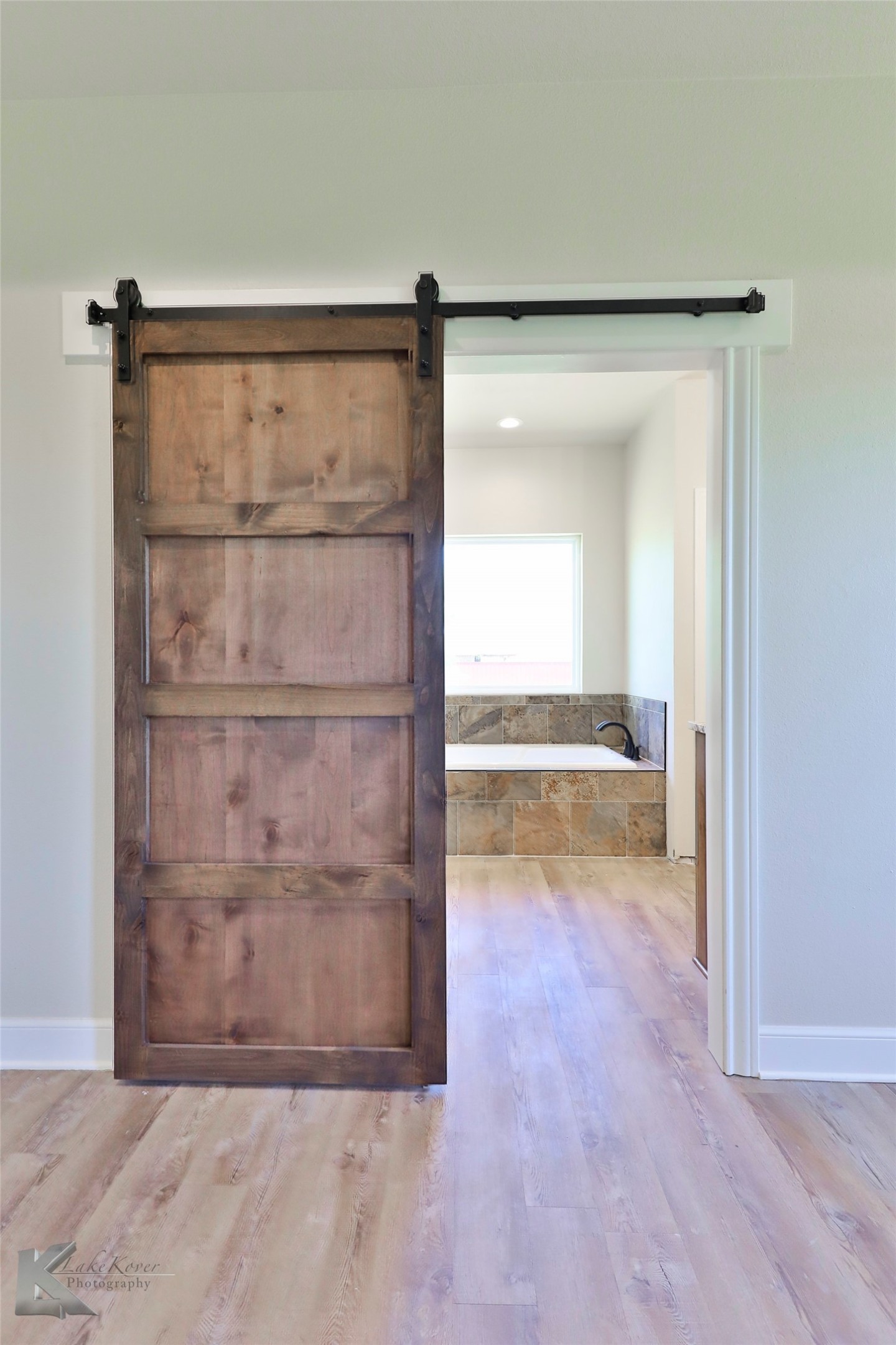 15076 Private Road 6053