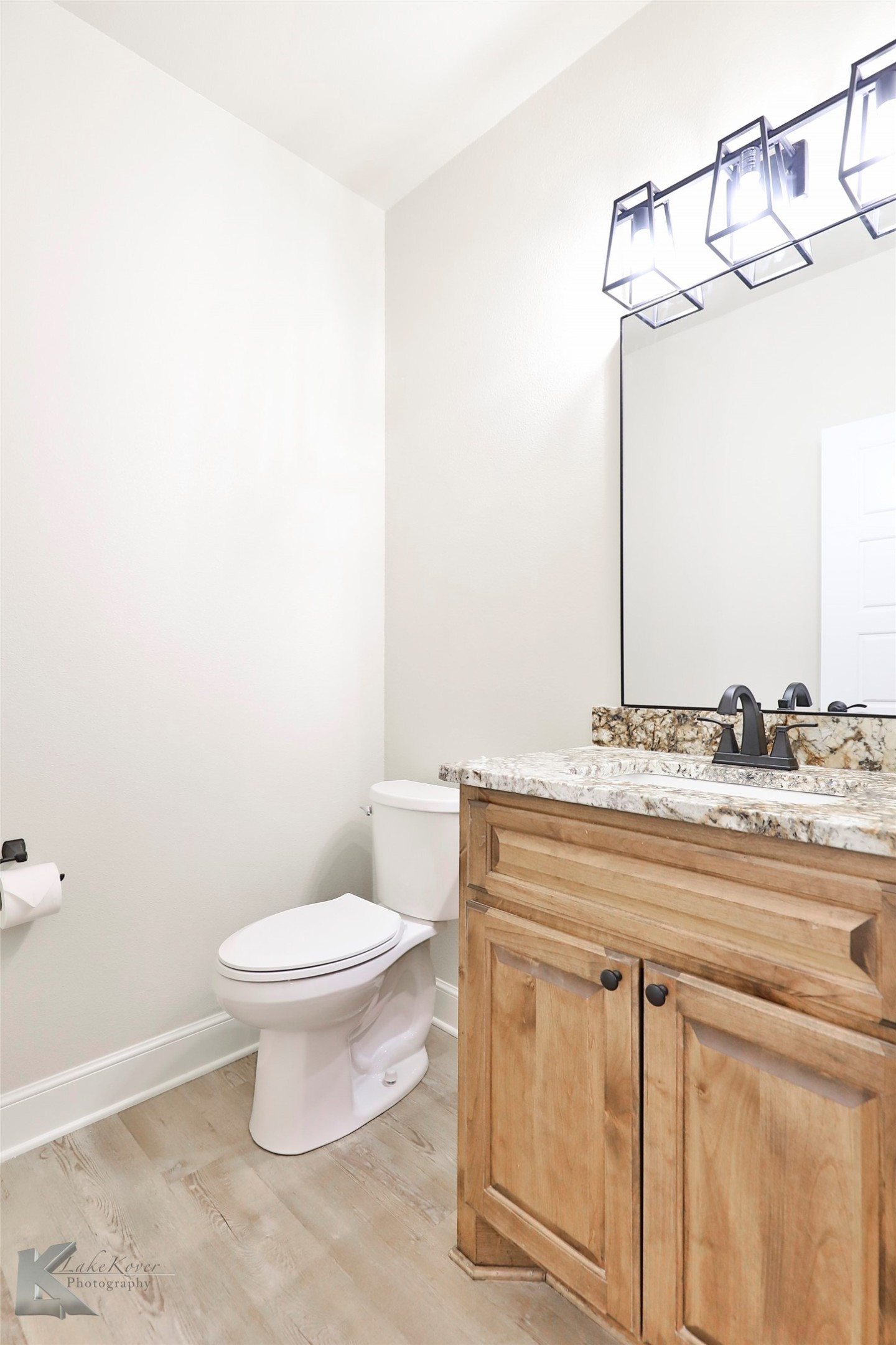 15076 Private Road 6053