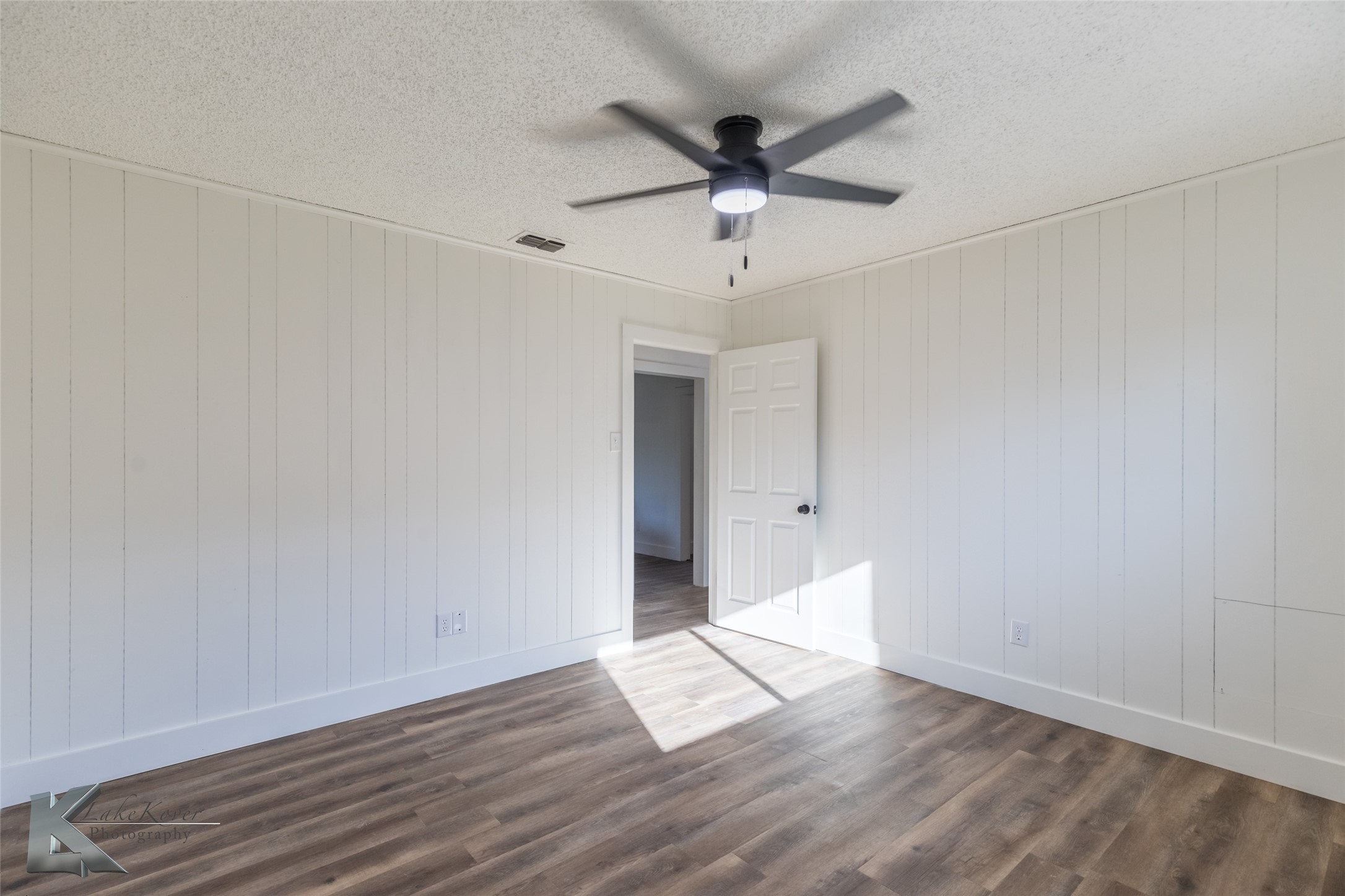 2925 Robertson Drive