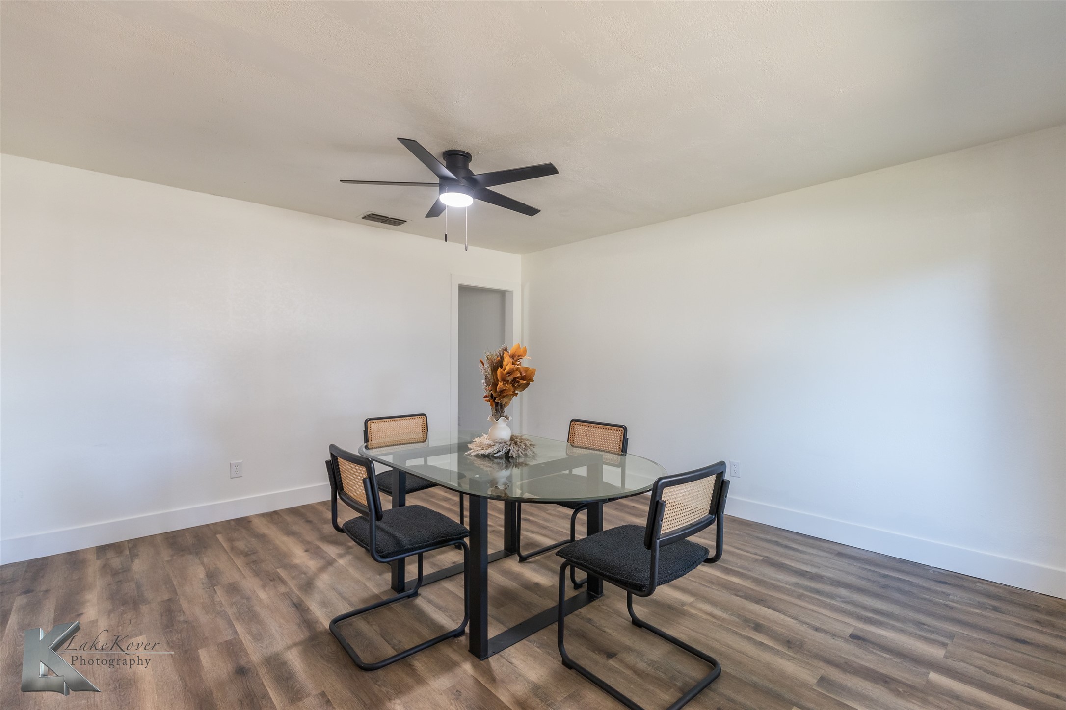 2925 Robertson Drive