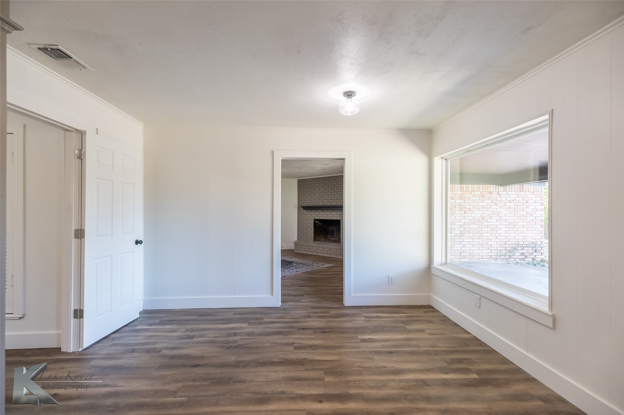 2925 Robertson Drive