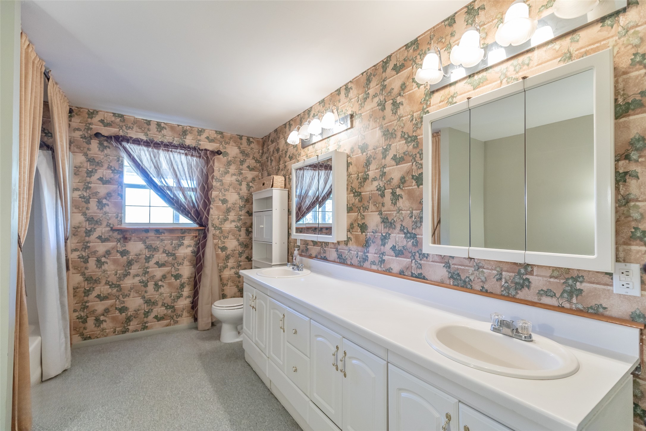 350 County Road 606 B