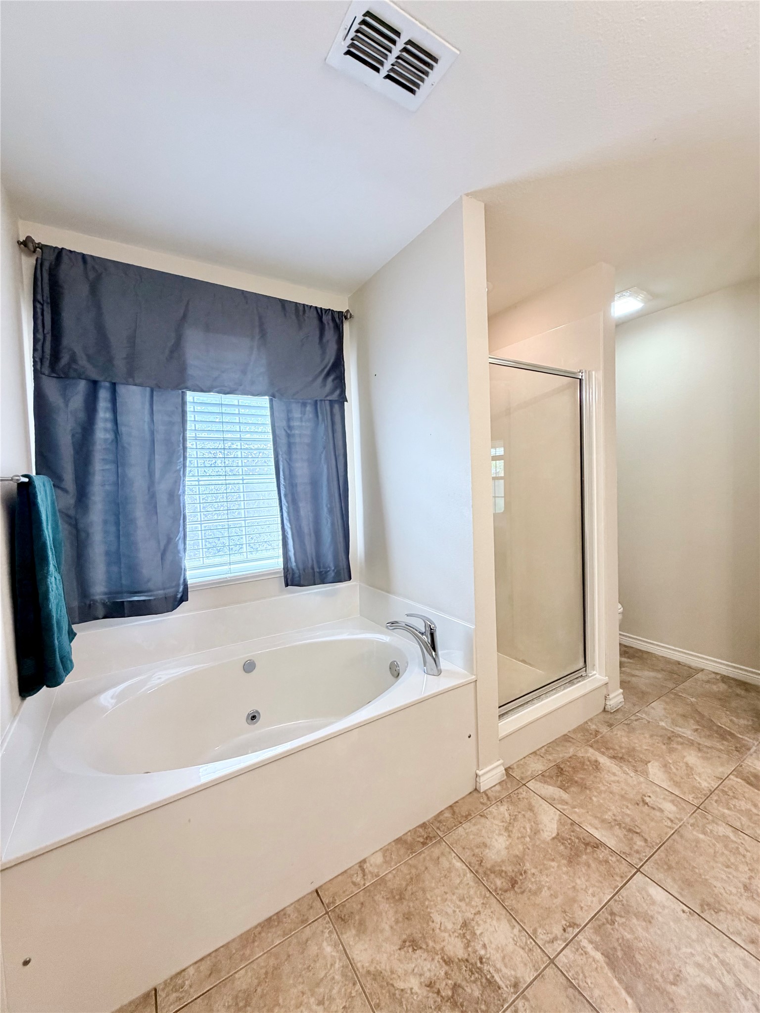 5617 Yellow Brick Road